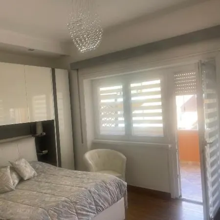 Immenso Prestige House Guest house *